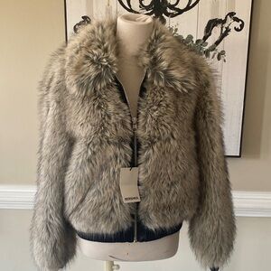 Bershka Women's Teddy Jacket - Cream and Black